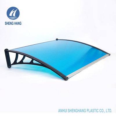 ประตูหน้าต่างกลางแจ้งโพลีคาร์บอเนตกันสาดพลาสติกทนไฟ ISO9001 1500mm