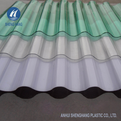 แผงหลังคาโพลีคาร์บอเนตลูกฟูกที่ทนต่อความชรา 0.8mm 1.0mm